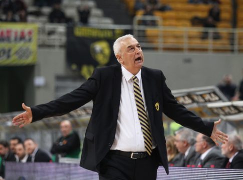 Σάκοτα: «Αυτή την ομάδα έχουμε…»