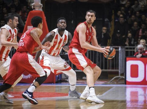 Euroleague : Τα δυναμικά καρφώματα των Ουίλτζερ – Μιλουτίνοφ (vid)