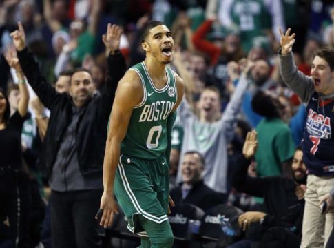 To πήρε μόνος του ο Τέιτουμ (vid)