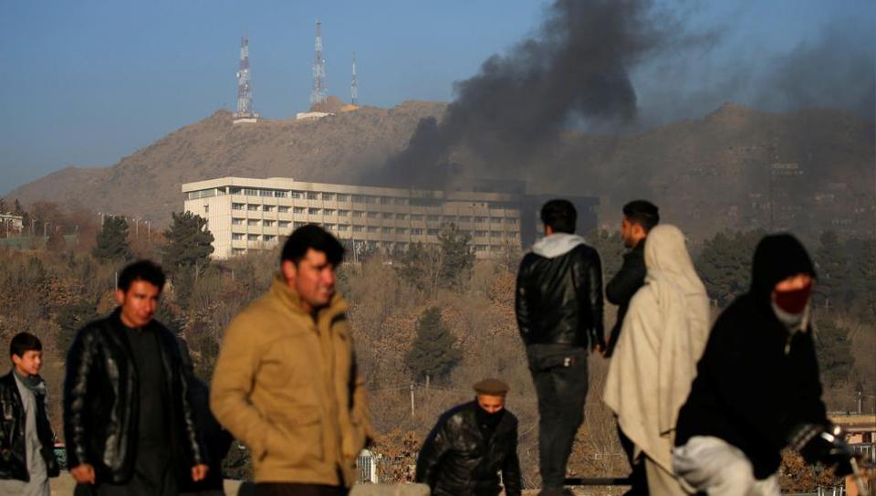Επίθεση σε ξενοδοχείο στην Καμπούλ: 6 νεκροί