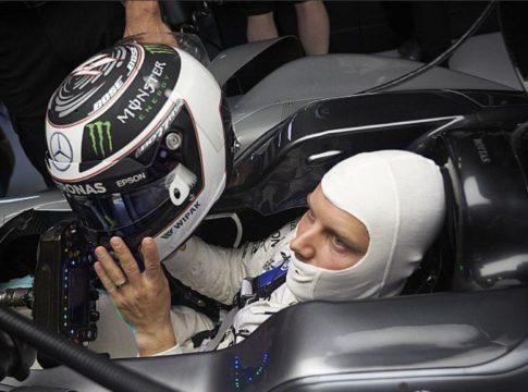 Μπότας : Αφήνει τους φιλάθλους να σχεδιάσουν το νέο του κράνος (vid)