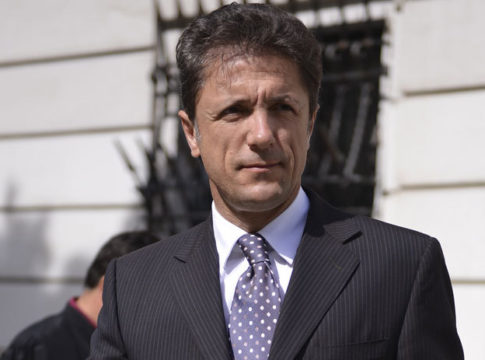 Γκίκα Ποπέσκου: Από τη φυλακή, σύμβουλος πρωθυπουργού!