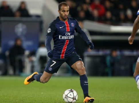 Μάντσεστερ Γιουνάιτεντ : Κινείται για Λούκας Μόουρα