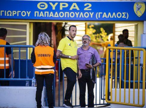 Παναιτωλικός : Διαζύγιο με Μόρα