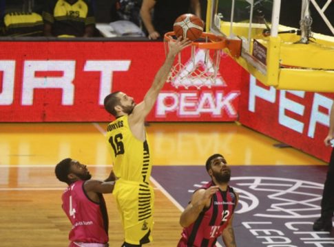 LIVE : Βόννη – Άρης 76-59 (Τελικό)