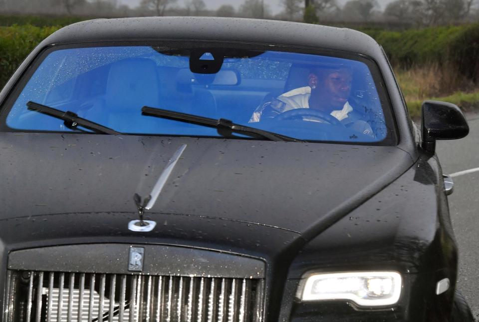 Μάντσεστερ Γιουνάιτεντ : Με υπερπολυτελή Rolls Royce πήγε στην προπόνηση ο Πογκμπά