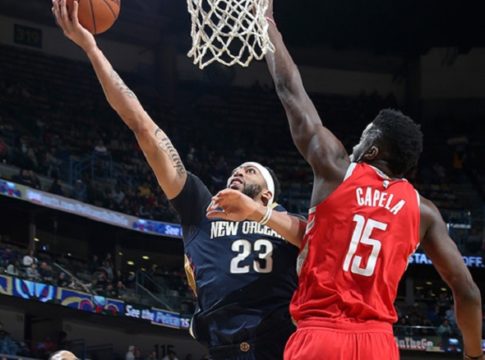 Μεγάλη νίκη οι Πέλικανς, σκόρπισαν τους Σπερς οι Σίξερς (vids)