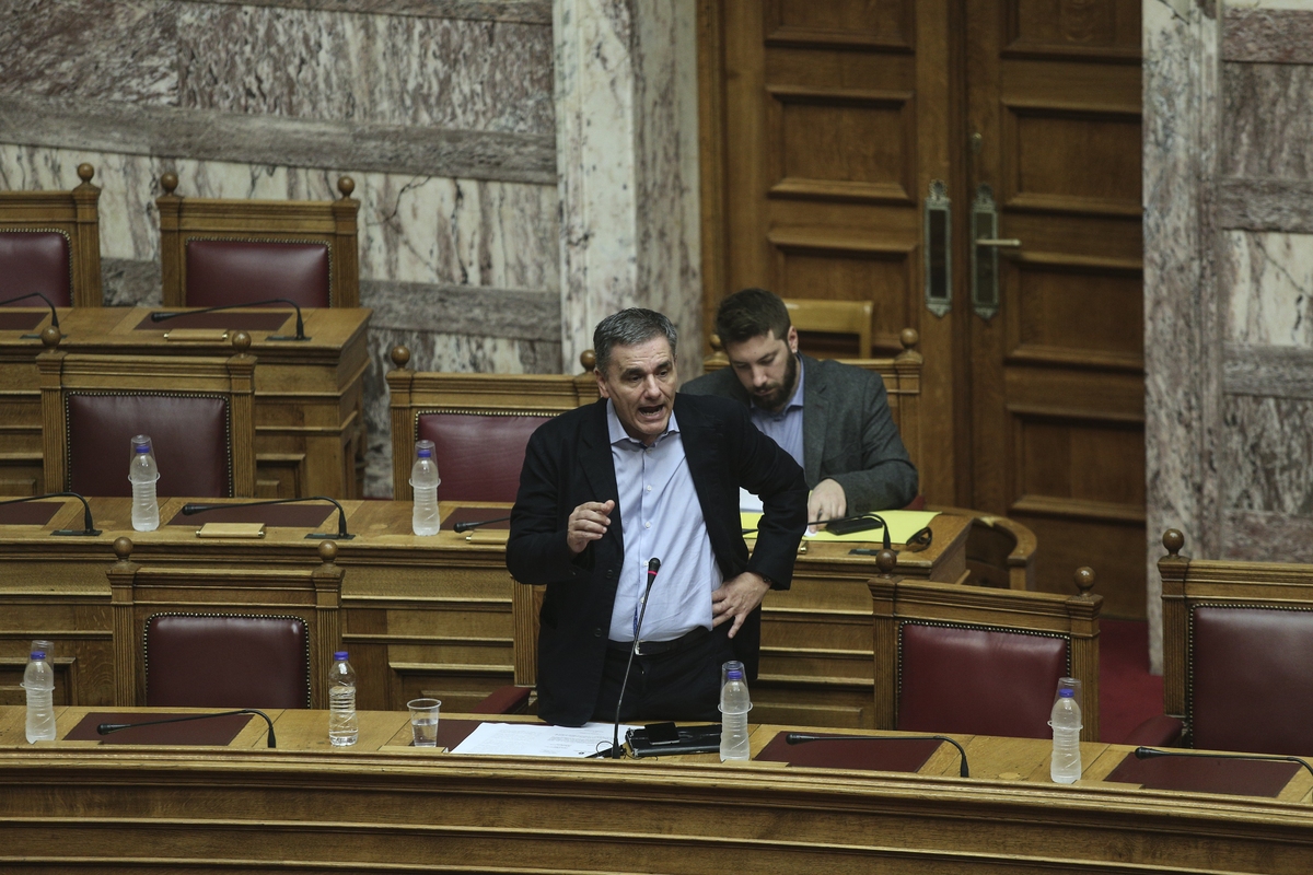 Υποχρεωτικό «πόθεν έσχες» για τα μέλη ΤΑΙΠΕΔ και ΤΧΣ