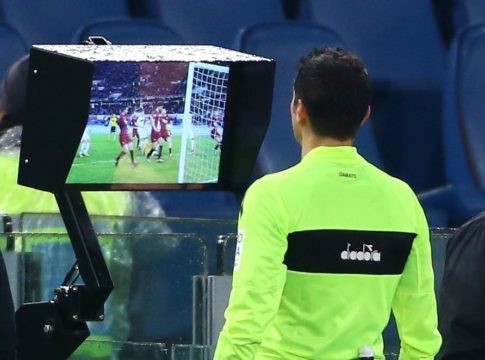 Η αγωνία για το VAR κορυφώνεται