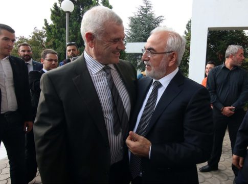 Ρωσική αρκούδα vs Τίγρη και στη μέση ο Θρυλέων