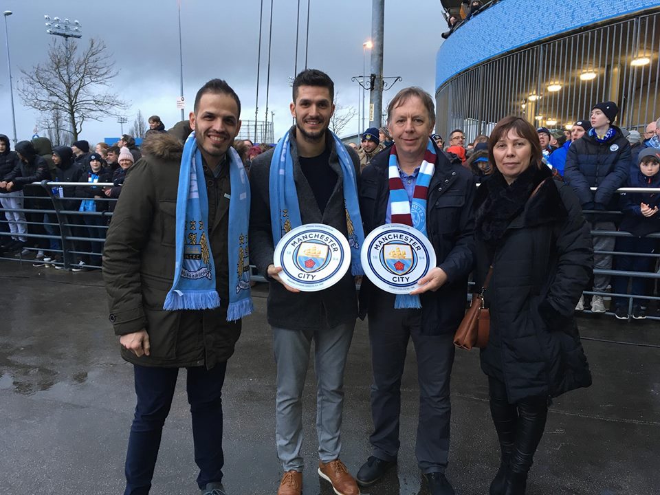 Βραβεύτηκε από τη Μάντσεστερ Σίτι η Πανελλήνια Λέσχη Φίλων του αγγλικού συλλόγου (pics)