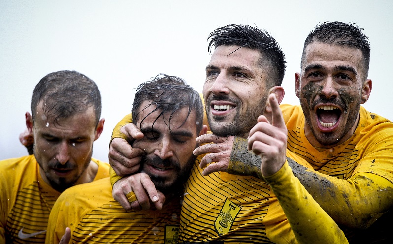 Αιγινιακός – Άρης : Έτσι πέτυχαν την «4άρα» οι κίτρινοι (vid)