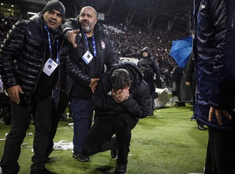 Η παραδοσιακή «φιλοξενία» της Τούμπας στον Ολυμπιακό (vids)