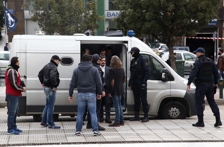 Πρώην πρόεδροι Δικηγορικών Συλλόγων: Πράξη εθνικής ταπείνωσης η επικήρυξη των «8»