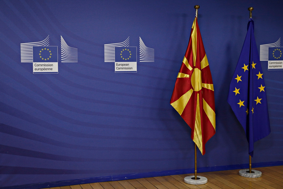 «Δεν θα υπάρξει απόλυτος νικητής από συμφωνία στο ονοματολογικό» λέει το υπουργείο Άμυνας της ΠΓΔΜ