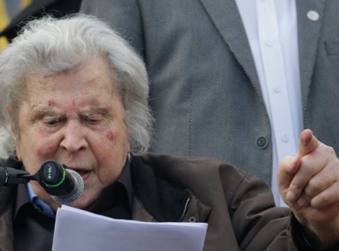 Μίκης Θεοδωράκης: μας κυβερνούν εθνομηδενιστές