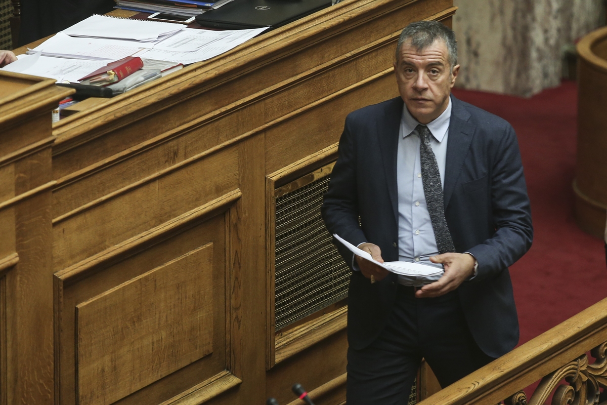Θεοδωράκης: Να συζητήσουμε χωρίς ταμπού για τη χρήση της κάνναβης