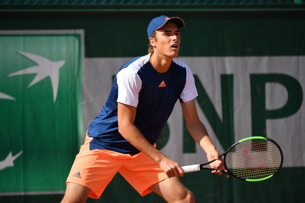 Τσιτσιπάς : Στα προημιτελικά του τουρνουά Κιμπέρ της Γαλλίας