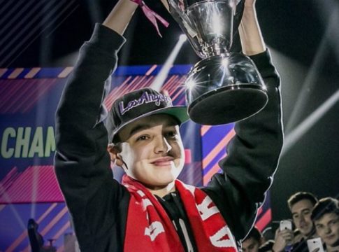 O καλύτερος παίκτης FIFA στον κόσμο (vid)