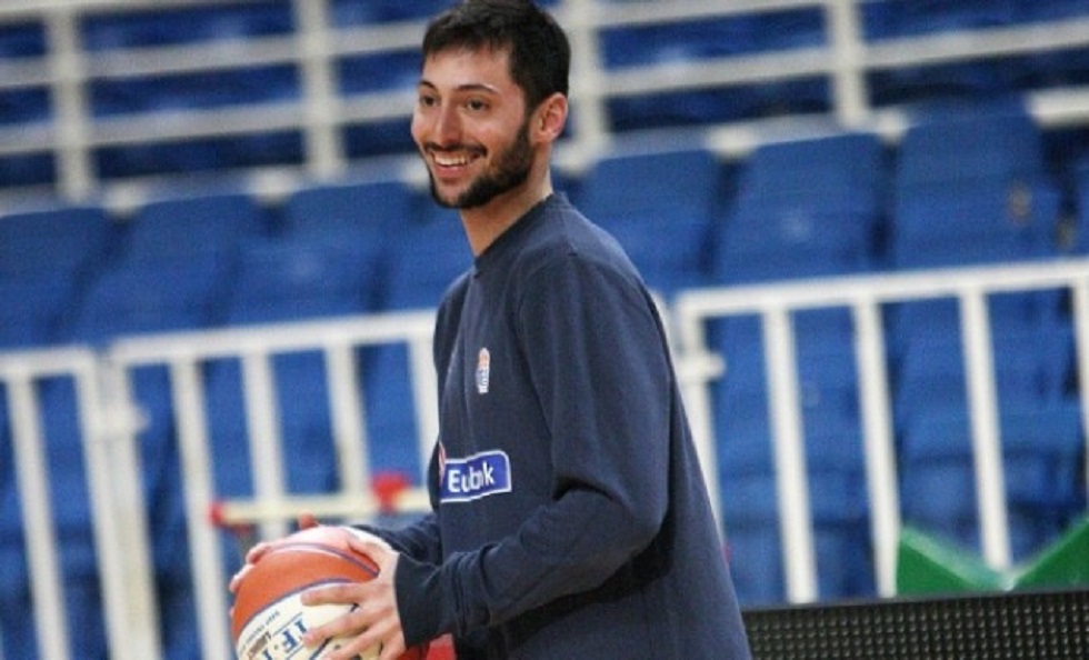 Γκίκας : «Είμαστε καλύτερη ομάδα, θα μπούμε συγκεντρωμένοι»