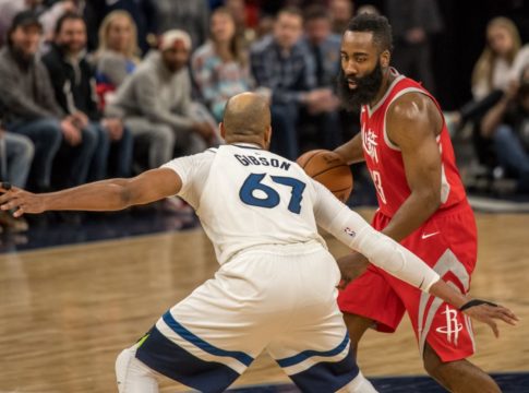 ΝΒΑ : Προελαύνουν Ρόκετς και Ράπτορς