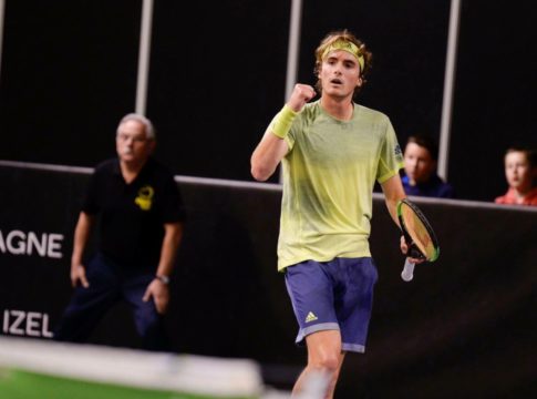 Τένις : Άνοδος στην παγκόσμια κατάταξη για Τσιτσιπά και Σάκκαρη