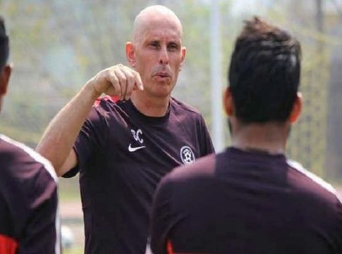 Κωνσταντινίδης : Υποψήφιος για το βραβείο του κορυφαίου προπονητή στην Ινδία