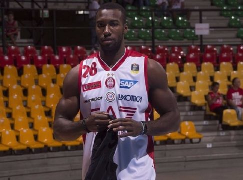 Αρμάνι Μιλάνο : Τέλος ο Γιάνγκ