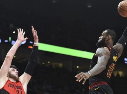 TOP 10 : Διέλυσε τον Νούρκιτς ο ΛεΜπρόν! (vid)