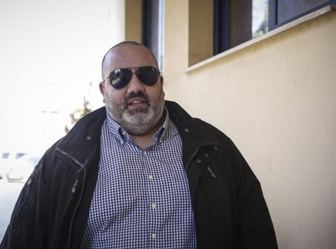 Καραπαπάς κατά Βερναρδάκη : «Εσύ και οι όμοιοι σου, να κάνετε ένα αυτο-grexit»