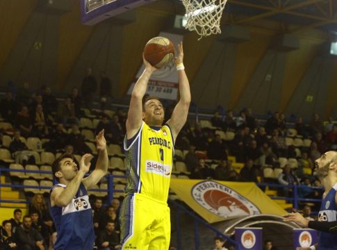 Έσπασε το ρεκόρ νικών το Περιστέρι, νίκες και για Χολαργό, Ηρακλή