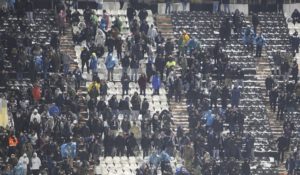 Κατάληψη στο Δημαρχείο Κατερίνης από οπαδούς του ΠΑΟΚ
