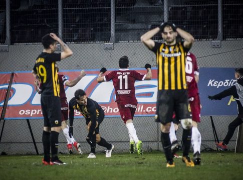 ΑΕΚ : Τραβούσαν τα μαλλιά τους στο 2-1 οι παίκτες της Ένωσης! (pics)
