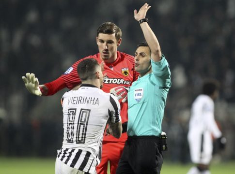 «Οφσάιντ είναι, αλλά πως το ακυρώνουν εδώ μέσα;»