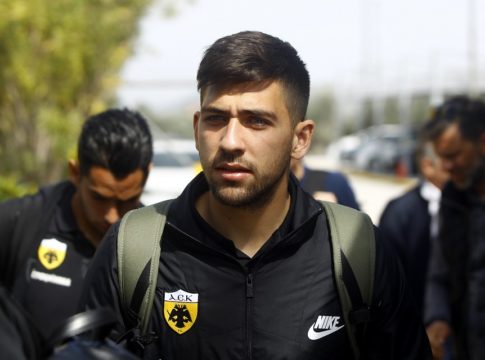 Μπακασέτας : «Αφήστε μας να παίξουμε την μπαλίτσα μας»