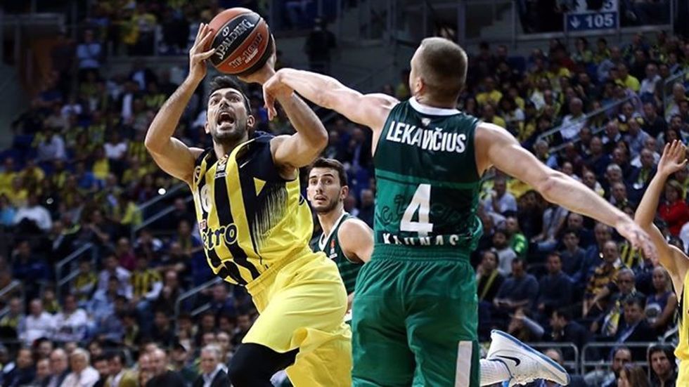 Και μαθηματικά στους «8» η Φενέρ! (pic)