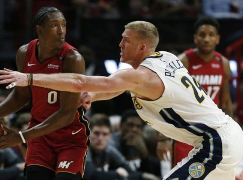 Εύκολα Σίξερς και Πέισερς, το ματς της χρονιάς στο Μαϊάμι (vids)