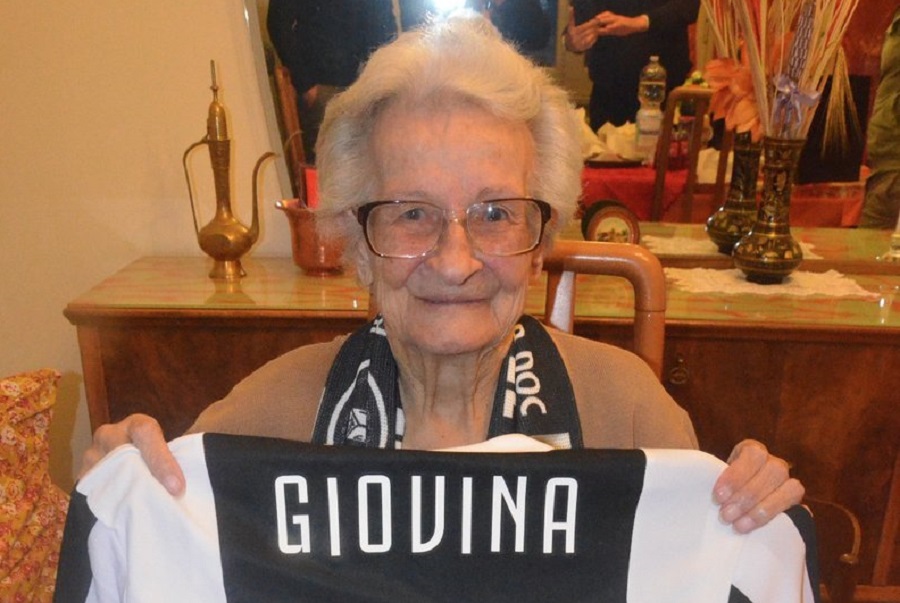 Γιουβέντους : Ευχές στη γηραιότερη οπαδό της