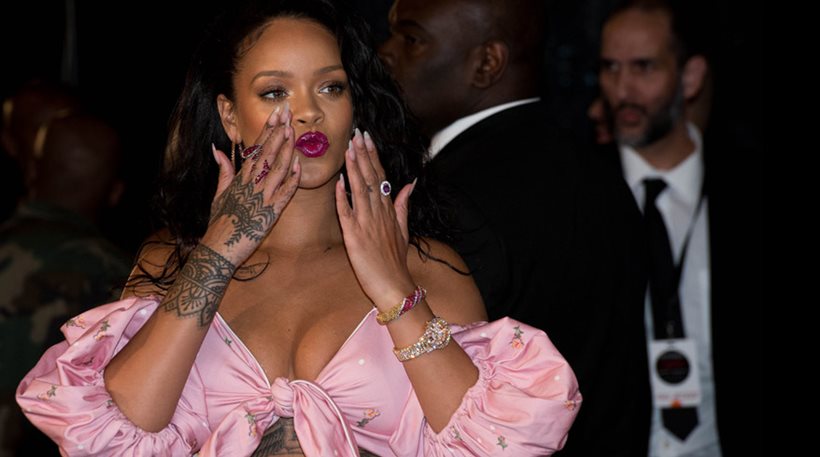 Η Rihanna «κόστισε» στο Snapchat 150 εκατ. δολ. σε δύο ημέρες!