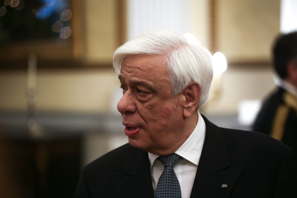 Παυλόπουλος: Να εκπληρώσουν οι εταίροι τις δεσμεύσεις τους για ελάφρυνση του χρέους
