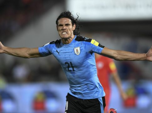 Απίθανο γκολ από τον Καβάνι (vid)