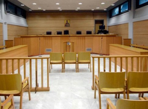 Έκτακτη γενική συνέλευση διοικητικών δικαστών και εσωτερικό δημοψήφισμα