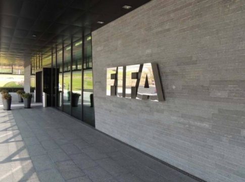 Η ποινή χάδι στον ΠΑΟΚ οδηγεί στο Grexit από τη FIFA