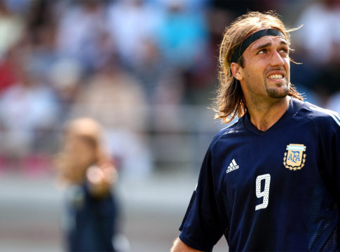 Μπατιστούτα : «Δεν μπορεί να ξεπεράσει τον Μαραντόνα ο Μέσι»