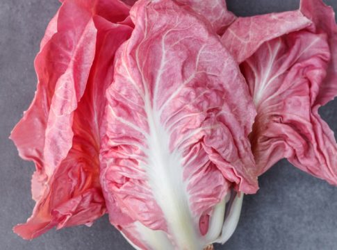 Ροζ μαρούλι: το απόλυτο food trend αυτή την στιγμή