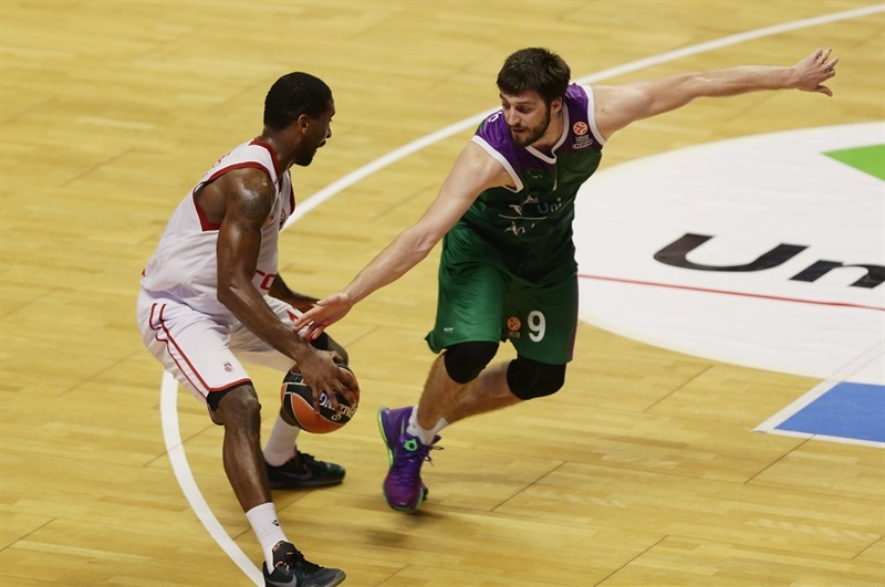 LIVE : Μπάμπεργκ – Ουνικάχα Μάλαγα