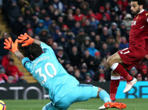 Ζήτησε «συγγνώμη» στον Καρνέζη ο Σαλάχ (vid)