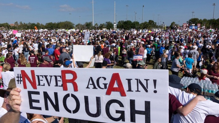 ΗΠΑ: Διαδήλωση χιλιάδων μαθητών κατά των όπλων