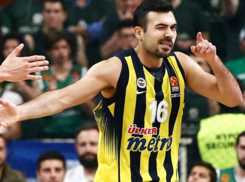 Σλούκας : Τρίποντη «βόμβα» στην εκπνοή! (vid)