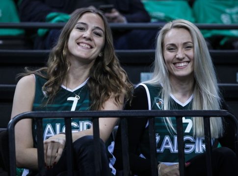 Ζαλγκίρις – Ολυμπιακός : Η εντυπωσιακή ατμόσφαιρα της Ζαλγκίριο Αρένα (pics)